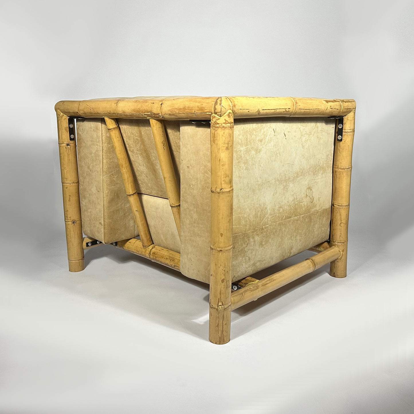 trefoil bamboo frame chair